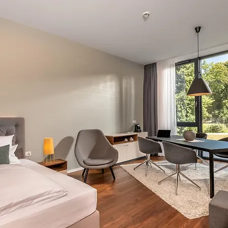 Melchior Park 4*