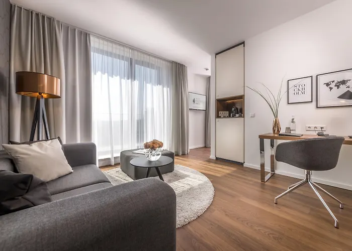 Melchior Park 4*